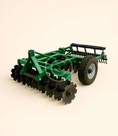 Heavy-duty disc harrow